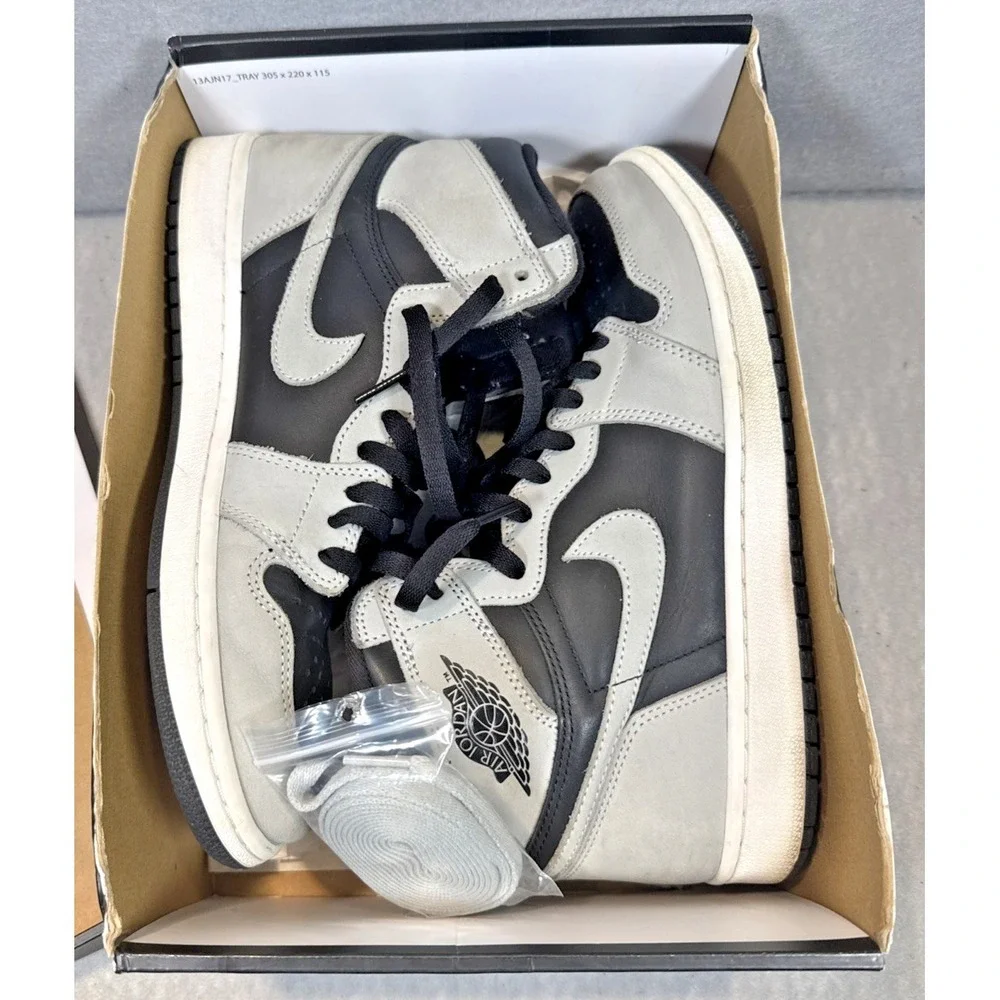Jordan Air Jordan 1 Retro High OG Shadow 2.0 Black/Smoke Grey Sz 9.5 555088-035